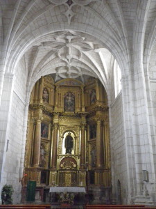Hornillos del Caminoの教会