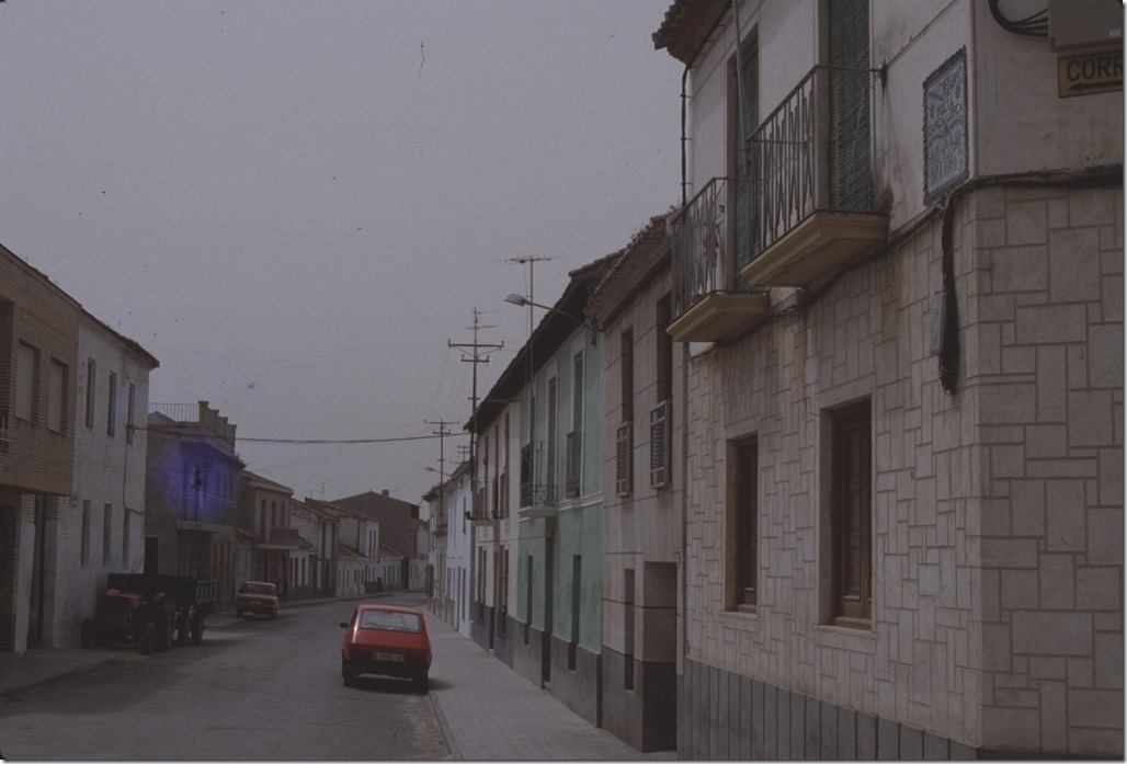 1980-08-20　Fuente Vaqueros　ロルカの生家前の通り