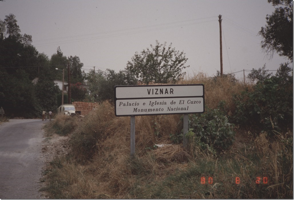 1980-08-20　Viznar村入口