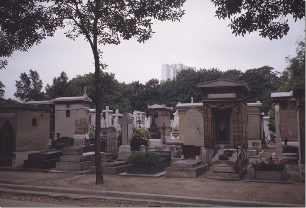1982-08-03　パリ　モンパルナス墓地